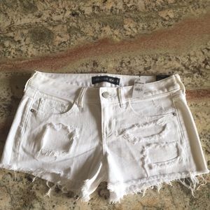White low rise jean shorts